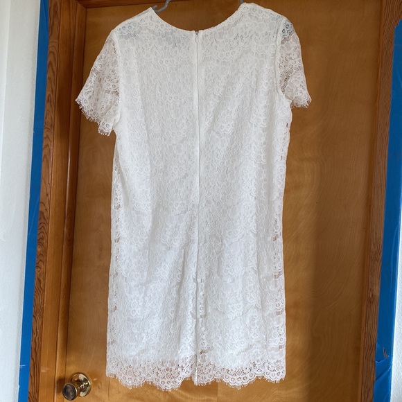 White Lulus dress - Picture 2 of 2